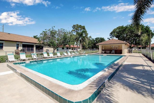 3316 VIVIENDA BOULEVARD, Bradenton, FL 34207