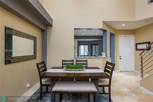 5754 NW 127th Ter, Coral Springs, FL 33076