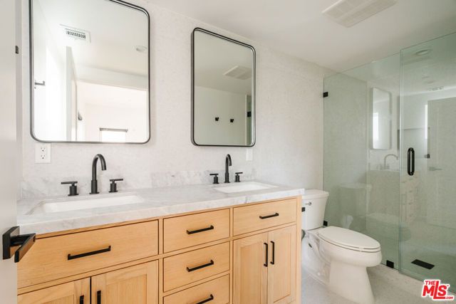 1201 McCadden Place, Los Angeles, CA 90038