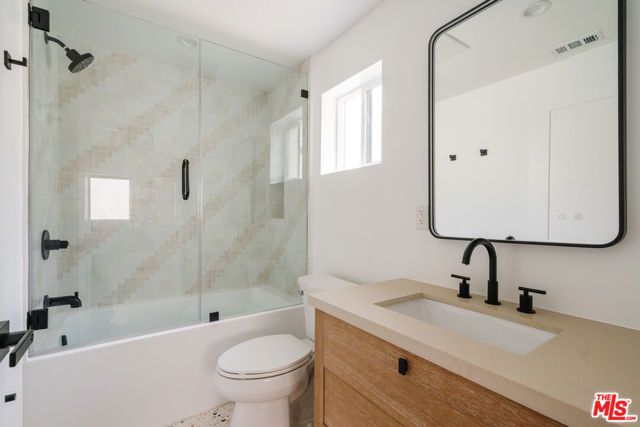 1201 McCadden Place, Los Angeles, CA 90038