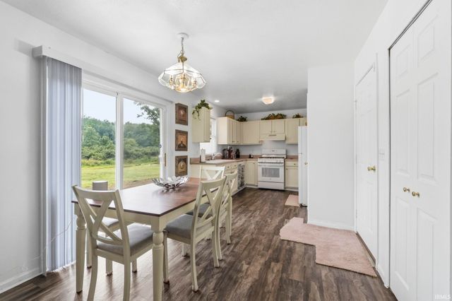 26642 Sturdy Oak Drive, Elkhart, IN 46514