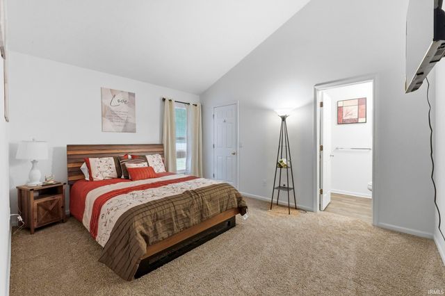 26642 Sturdy Oak Drive, Elkhart, IN 46514
