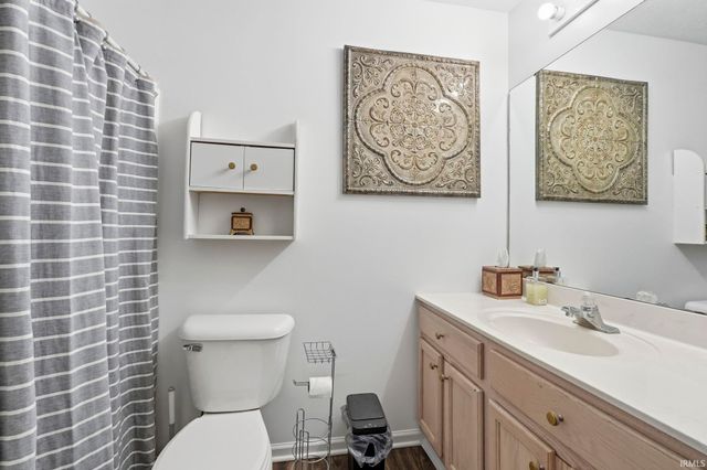 26642 Sturdy Oak Drive, Elkhart, IN 46514