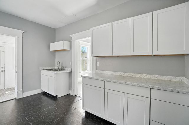 928 Miller Avenue, Columbus, OH 43206