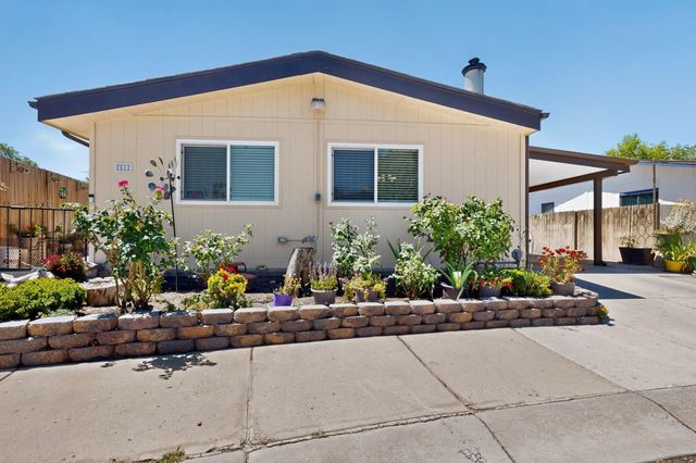 8512 Stream Street NE, Albuquerque, NM 87113