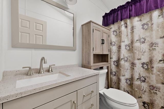 8512 Stream Street NE, Albuquerque, NM 87113