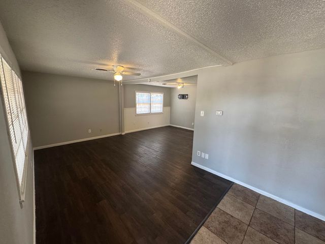 5316 32nd Street, Lubbock, TX 79407
