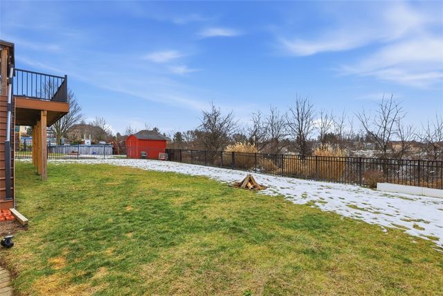 4535 Marina Dr, Lincoln Place, PA 15120