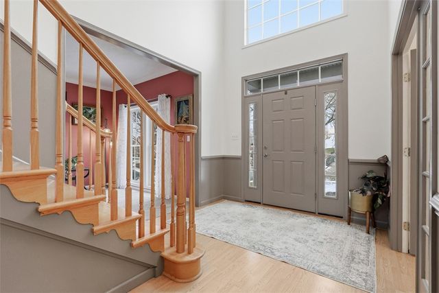 4535 Marina Dr, Lincoln Place, PA 15120