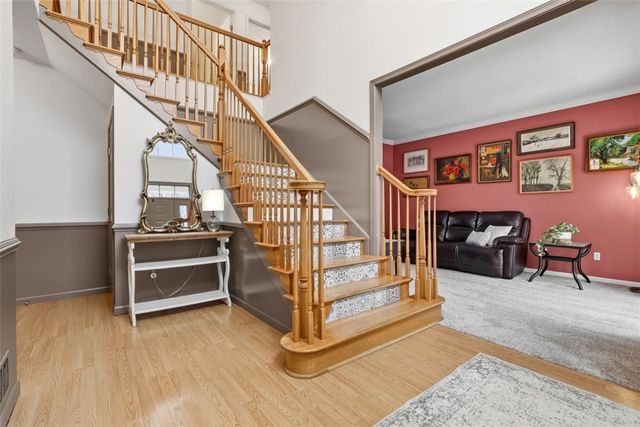 4535 Marina Dr, Lincoln Place, PA 15120