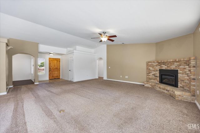 7409 Condor Street, Bakersfield, CA 93306