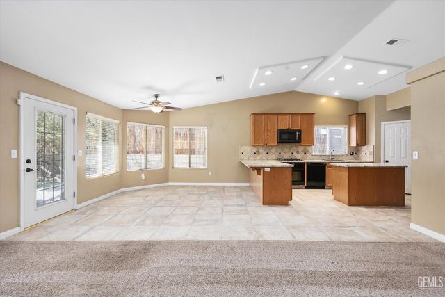 7409 Condor Street, Bakersfield, CA 93306