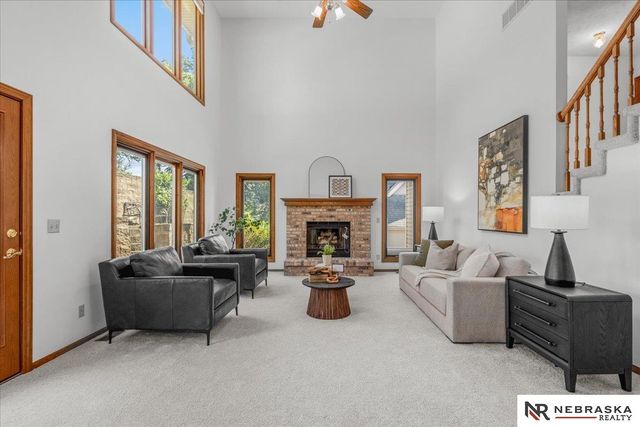 807 Forestview Circle, Bellevue, NE 68005