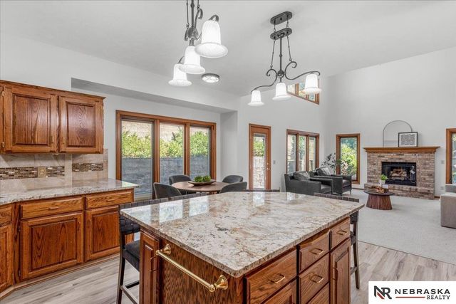 807 Forestview Circle, Bellevue, NE 68005