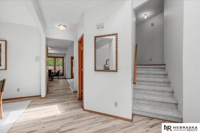 807 Forestview Circle, Bellevue, NE 68005
