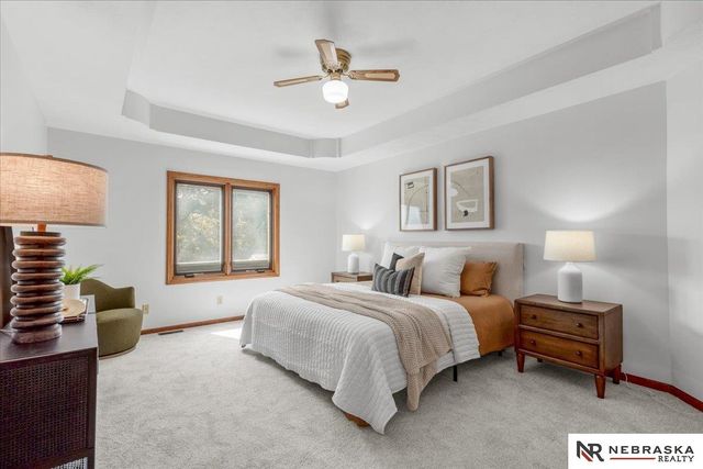 807 Forestview Circle, Bellevue, NE 68005