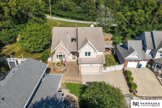 807 Forestview Circle, Bellevue, NE 68005