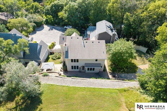 807 Forestview Circle, Bellevue, NE 68005