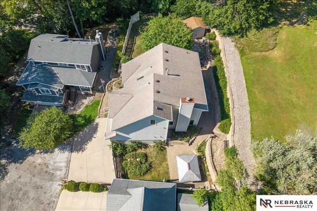 807 Forestview Circle, Bellevue, NE 68005