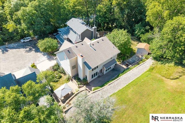 807 Forestview Circle, Bellevue, NE 68005