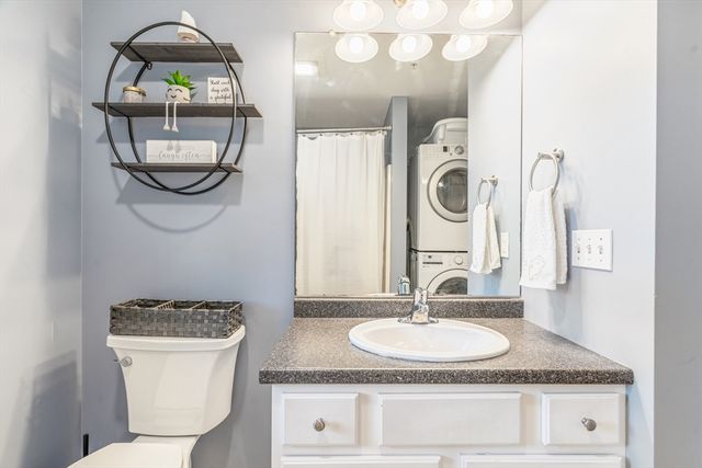 1975 Middlesex Street 2, Lowell, MA 01851