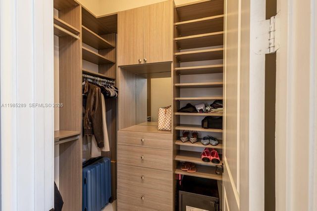 9602 W 35th Ln 0, Hialeah, FL 33018