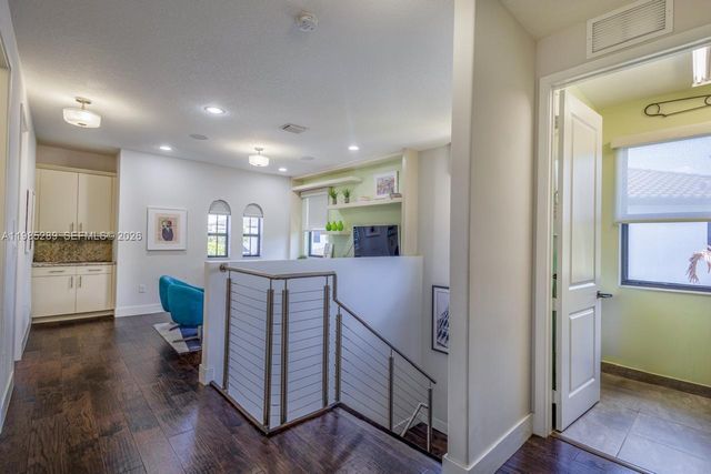 9602 W 35th Ln 0, Hialeah, FL 33018