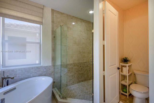 9602 W 35th Ln 0, Hialeah, FL 33018