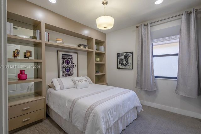 9602 W 35th Ln 0, Hialeah, FL 33018