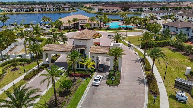 9602 W 35th Ln 0, Hialeah, FL 33018