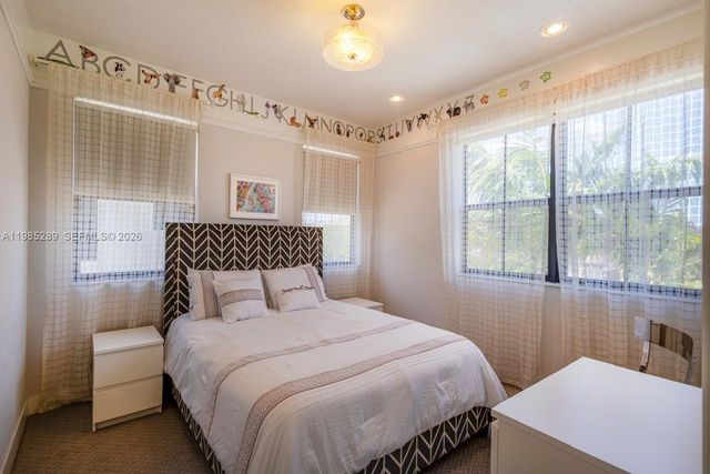 9602 W 35th Ln 0, Hialeah, FL 33018