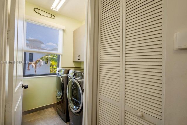 9602 W 35th Ln 0, Hialeah, FL 33018