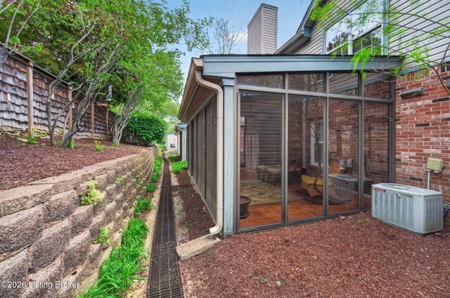 7017 Ridge Run Cir, Prospect, KY 40059