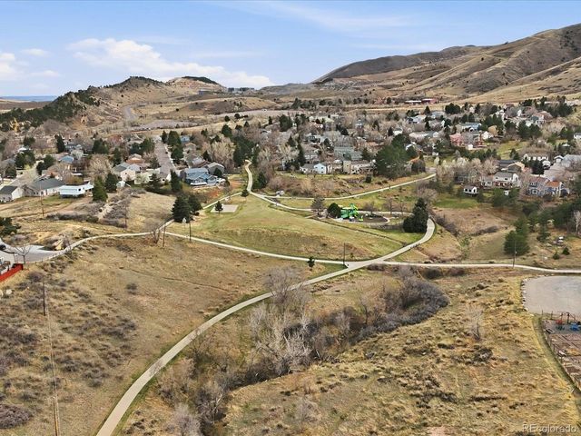 507 Entrada Dr, Golden, CO 80401