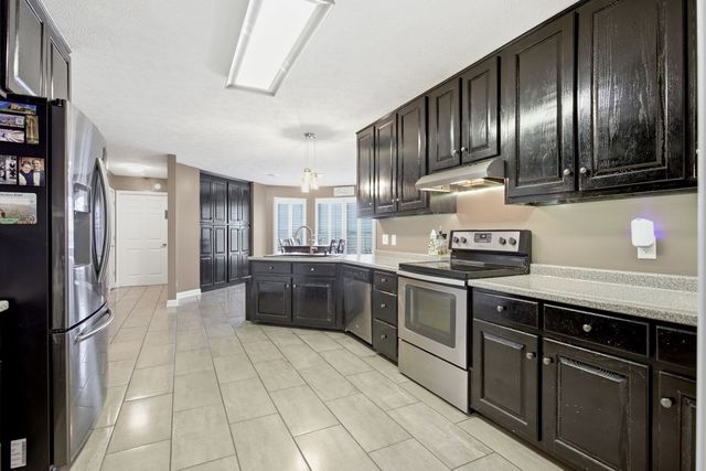 163 Tabor Pl, Hohenwald, TN 38462