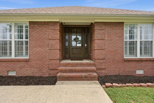 163 Tabor Pl, Hohenwald, TN 38462