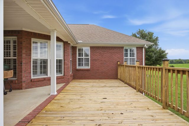 163 Tabor Pl, Hohenwald, TN 38462