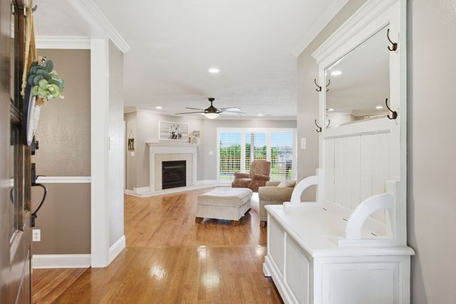 163 Tabor Pl, Hohenwald, TN 38462