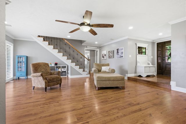 163 Tabor Pl, Hohenwald, TN 38462