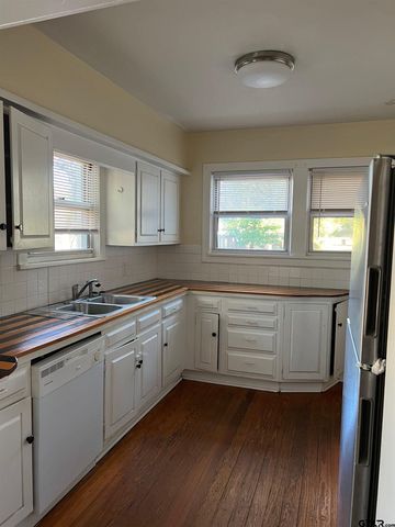 1114 S Broadway Ave, Tyler, TX 75701