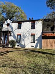 1114 S Broadway Ave, Tyler, TX 75701