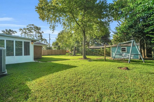 9003 Autauga Street, Houston, TX 77080