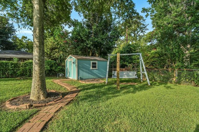 9003 Autauga Street, Houston, TX 77080
