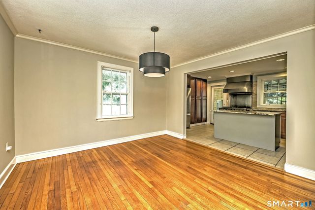 35 Wilkins Street, Hamden, CT 06517