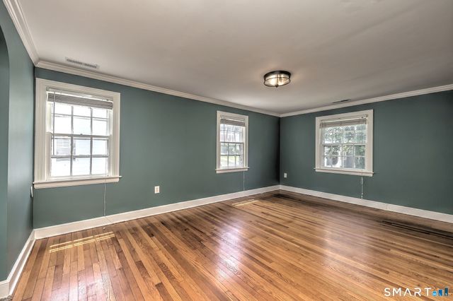 35 Wilkins Street, Hamden, CT 06517