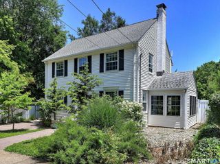 35 Wilkins Street, Hamden, CT 06517