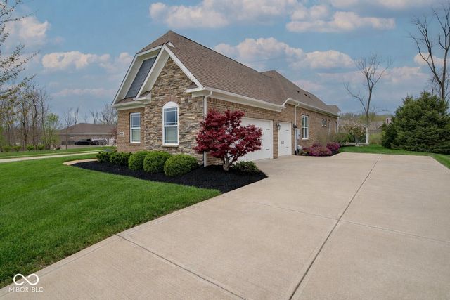 4341 Hickory Ridge Boulevard, Greenwood, IN 46143