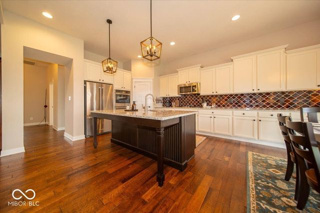 4341 Hickory Ridge Boulevard, Greenwood, IN 46143