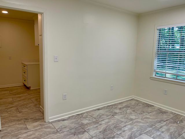 605 Woodland Hills, Hattiesburg, MS 39402