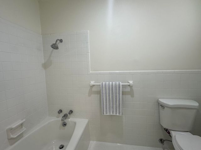 605 Woodland Hills, Hattiesburg, MS 39402